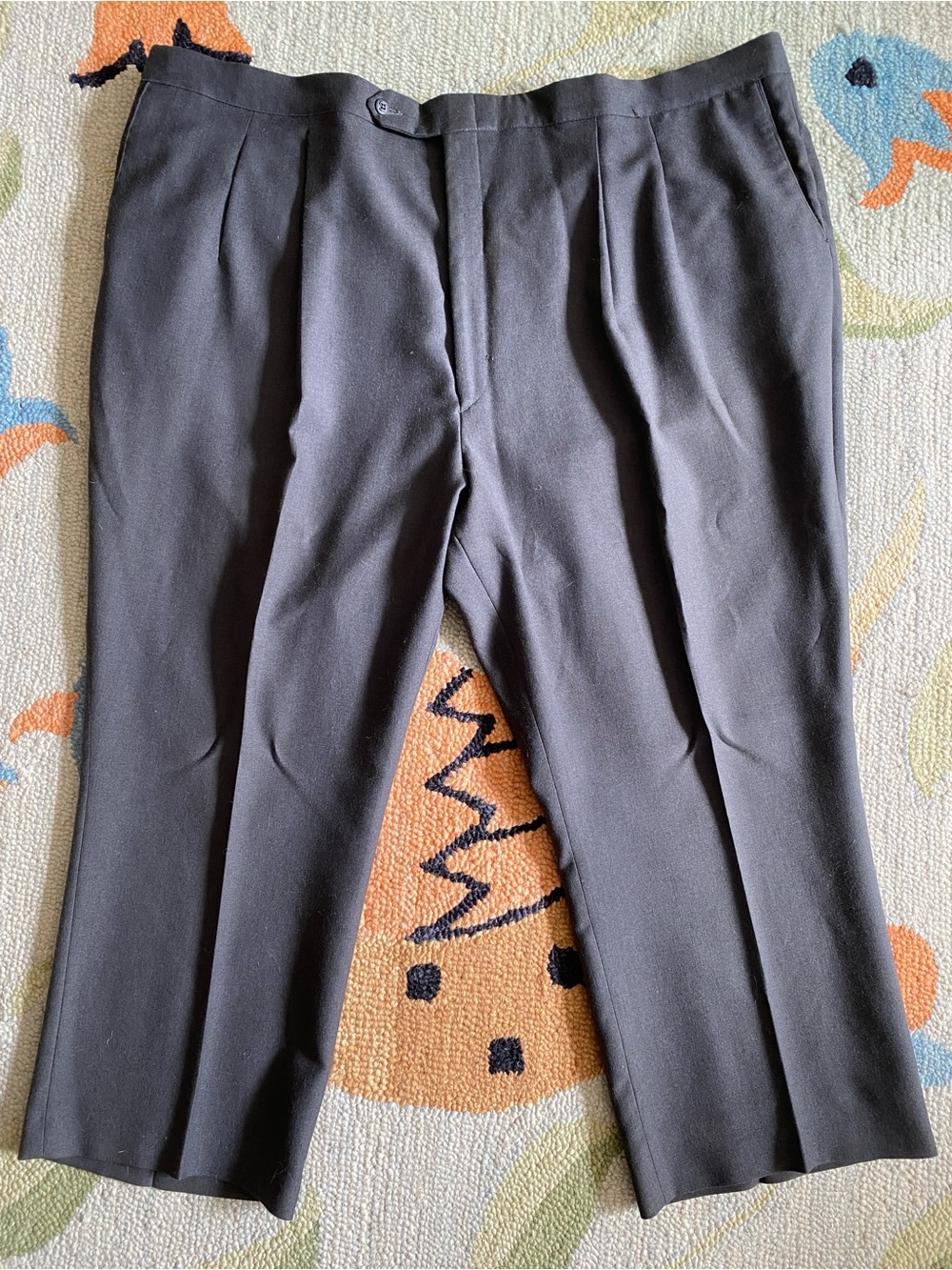 Jaymar-Ruby Sansabelt Grey Pleated Slacks "BIG & SHORT"